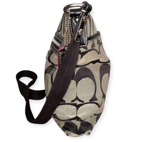 COACH CROSSBODY SWING PACK BLACK & TAN GUC - Picture 3 of 10